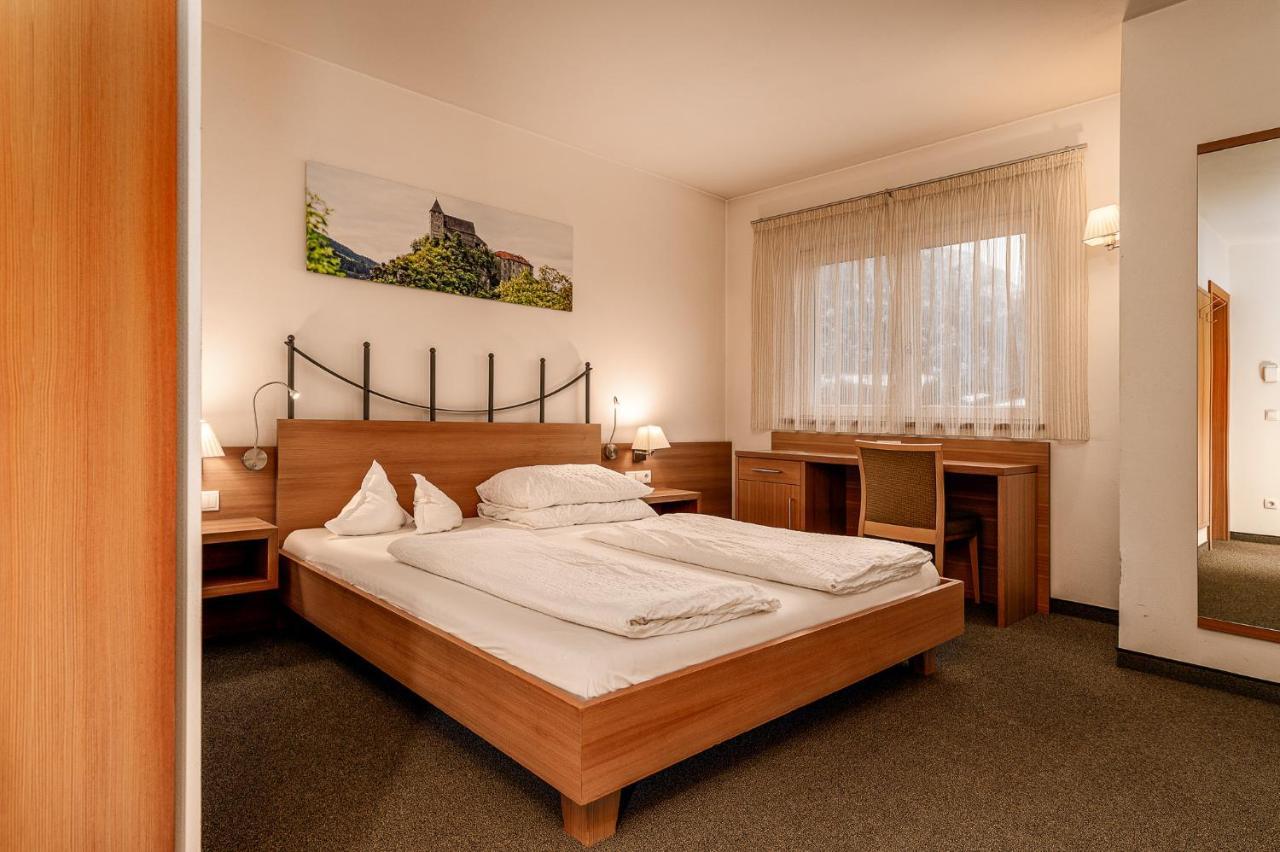 Hotel Klammer Випитено Екстериор снимка
