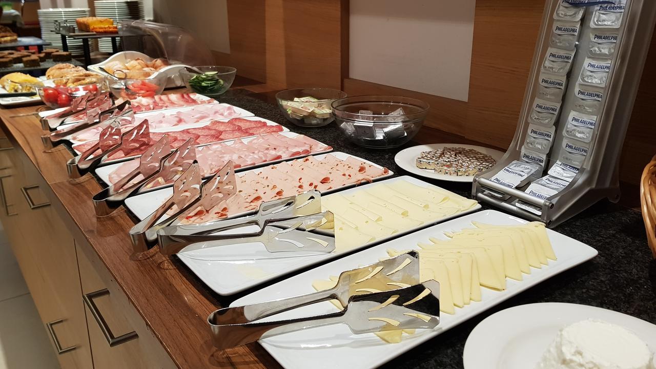Hotel Klammer Випитено Екстериор снимка