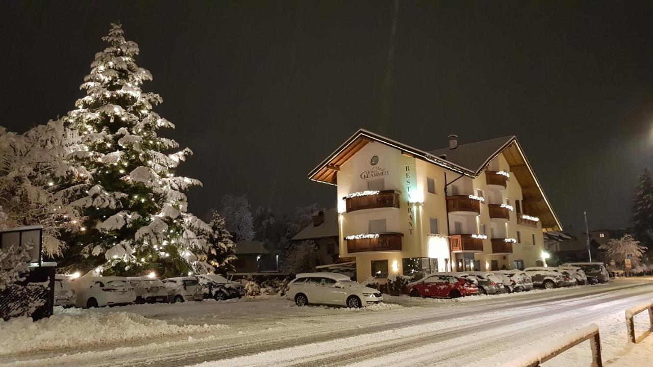 Hotel Klammer Випитено Екстериор снимка